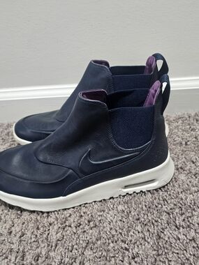 Nike Air  Max Thea Mid Sneakers Size 9